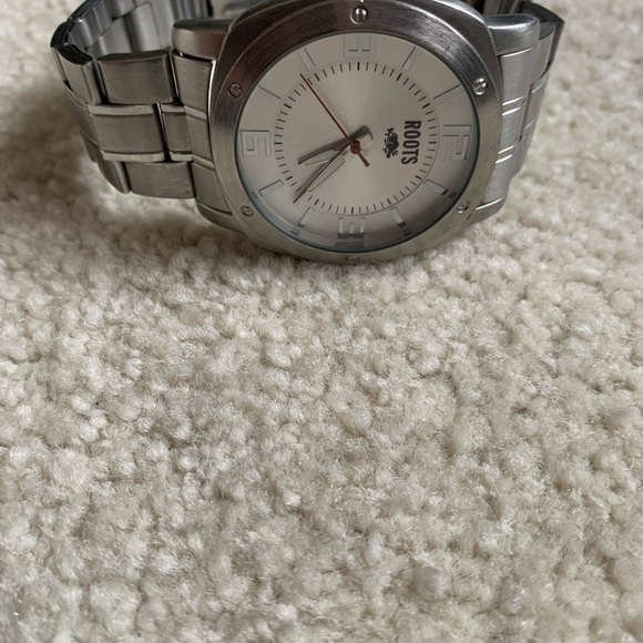 Roots Steel RS 101 stainless steel quartz mens watch - Picture 4 of 8